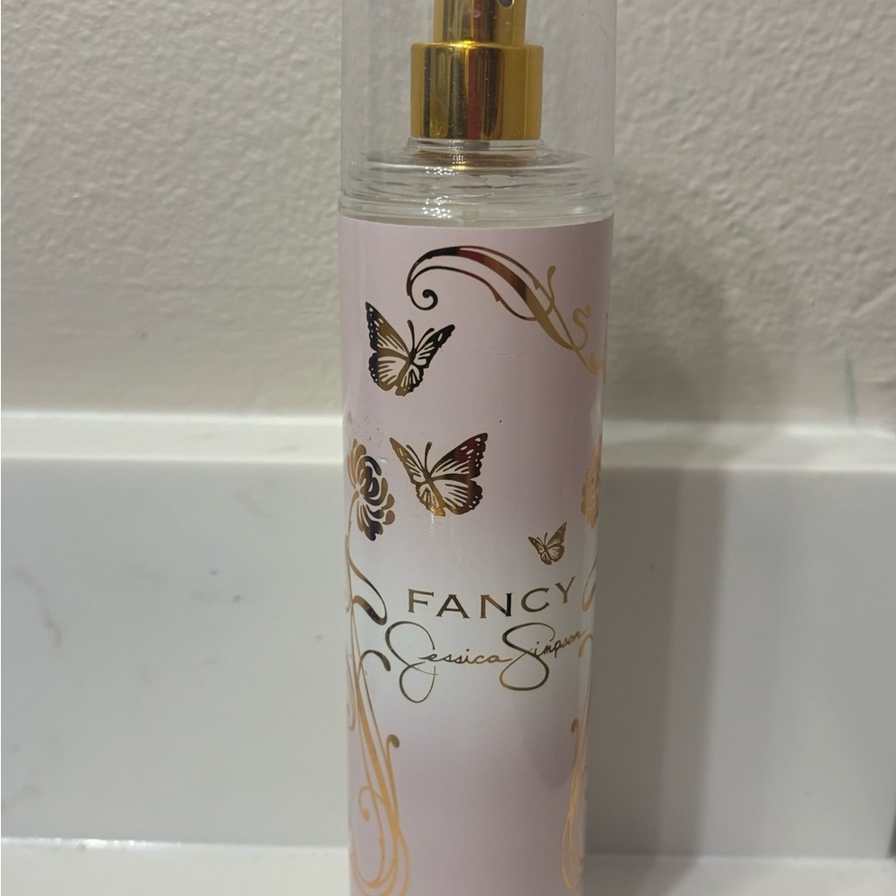 Jessica Simpson Fancy Perfume with Gold and Pink Design
